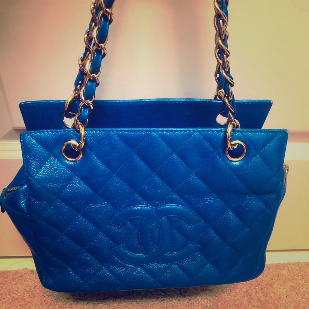 Authentic Chanel GST mini bag auth certificate